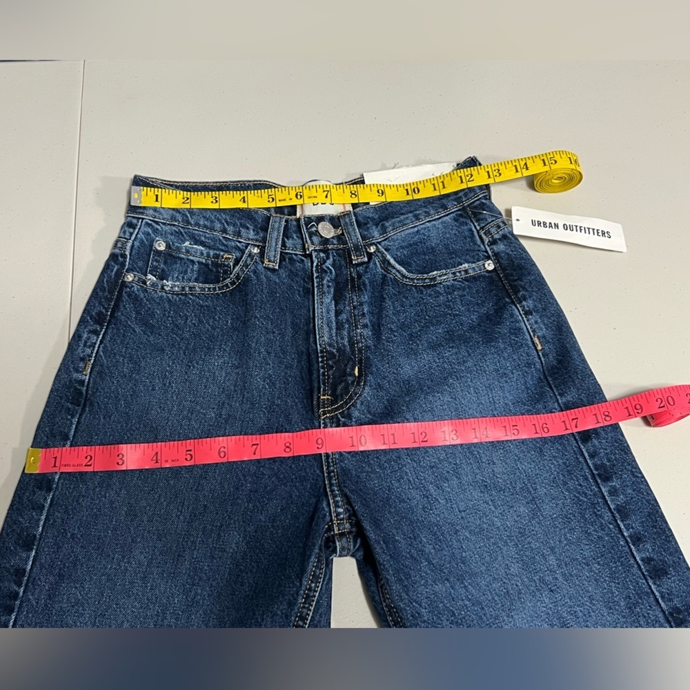 š Urban Outfitters BDG High Waisted Distressed Cowboy Jeans - Picture 8 of 11